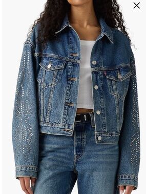 NWT-Levi's® Premium
SHRUNKEN '90S TRUCKER JACKET Size Small